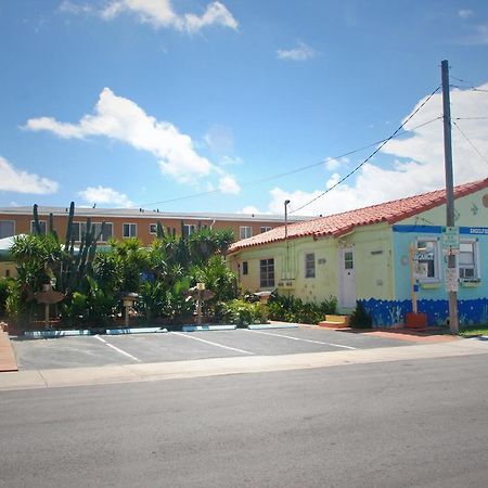 הוליווד Angelfish Inn מראה חיצוני תמונה
