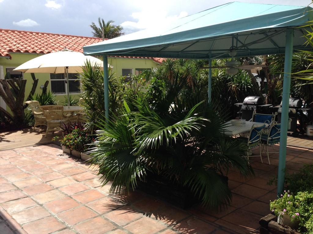 הוליווד Angelfish Inn מראה חיצוני תמונה